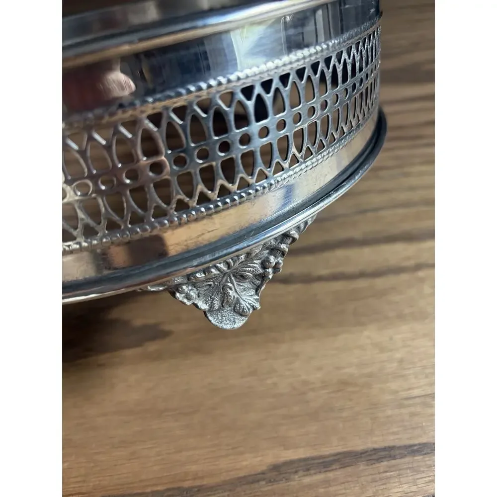 Vintage 3 Quart Pyrex Glass Bowl & Silver Plated Stand With Ornate Handles